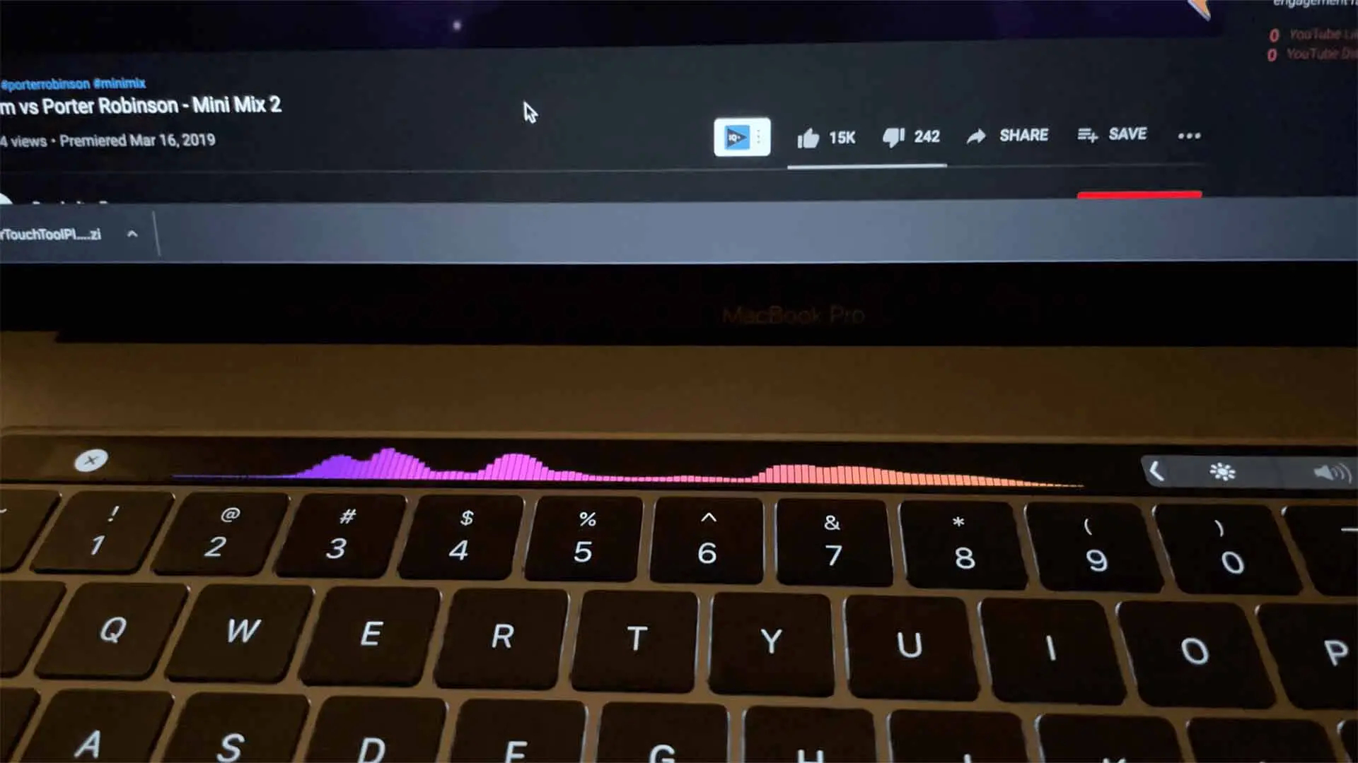 AVTouchBar V3.0.7 Mac触摸栏音频可视化工具插图1 AVTouchBar V3.0.7 Mac触摸栏音频可视化工具