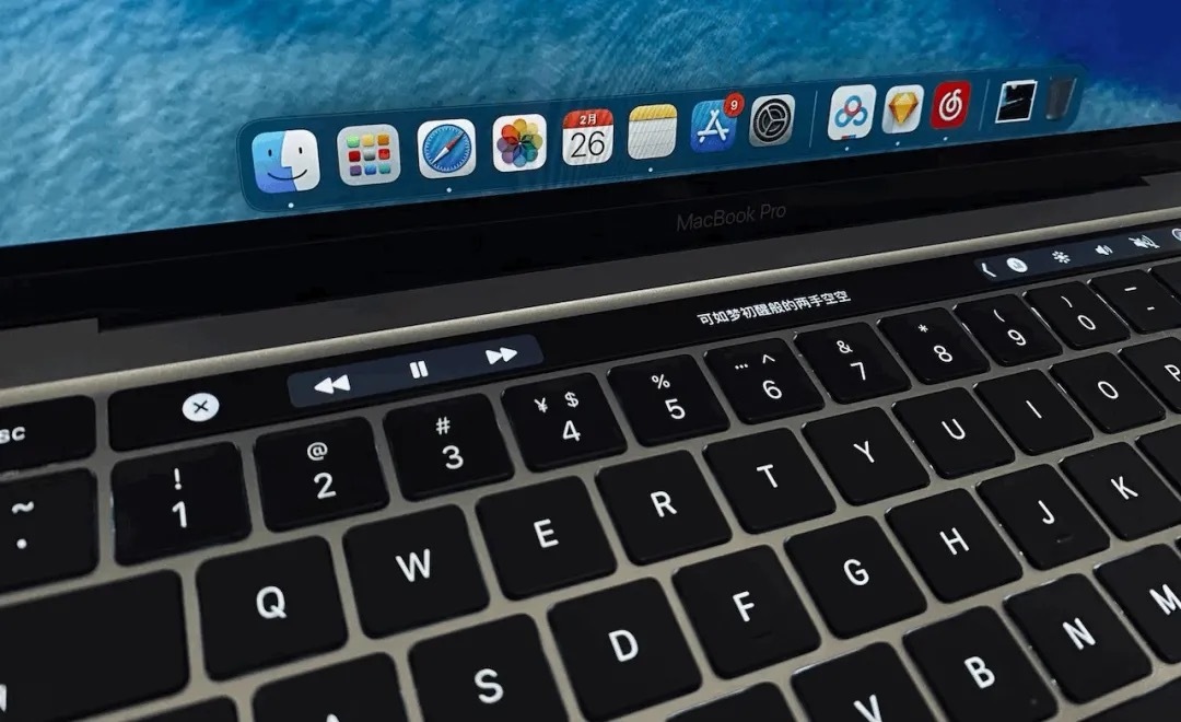 菜单栏及桌面歌词显示 LyricsX for Mac v1.6.2-beta.1 中文版 Touch Bar永久菜单栏及桌面歌词显示,解决QQ音乐不能最小化!插图7 菜单栏及桌面歌词显示 LyricsX for Mac v1.6.2-beta.1 中文版 Touch Bar永久菜单栏及桌面歌词显示,解决QQ音乐不能最小化!